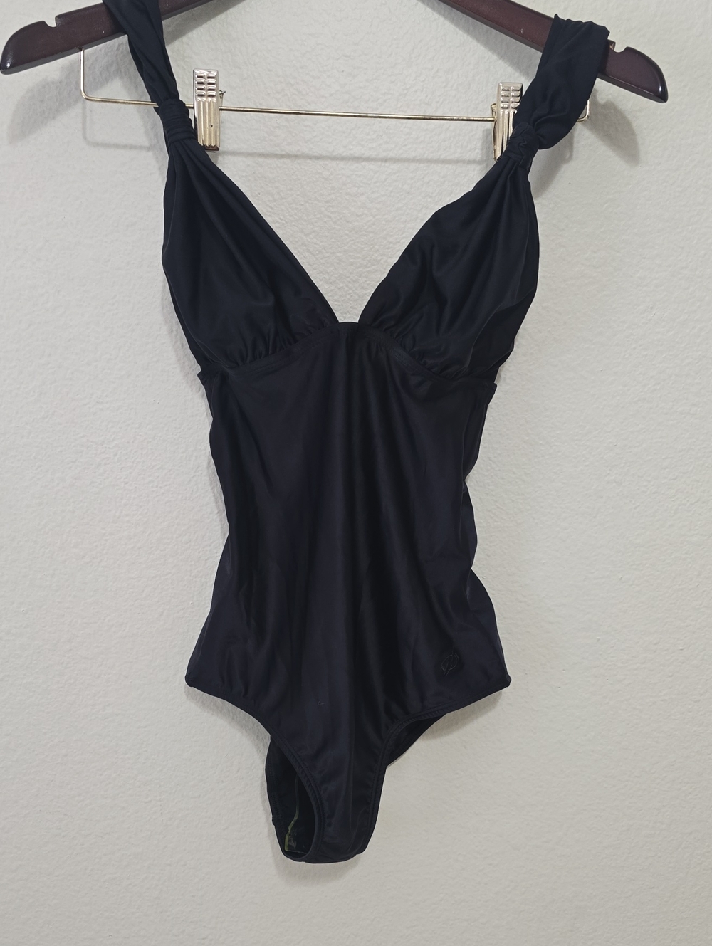 BLUEMAN Black One-Piece Swimsuit with Twist Detail S